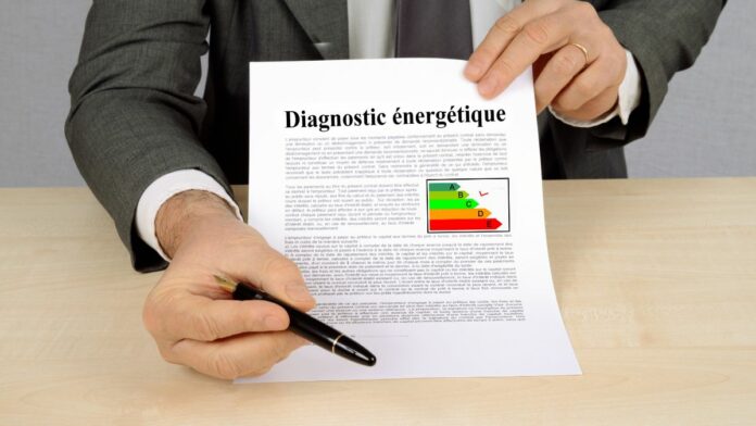 diagnostics immobiliers, notaire vérification, vente sécurisée, conformité immobilière, dossier de diagnostics techniques